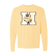 Load image into Gallery viewer, Vintage Heritage Long Sleeve
